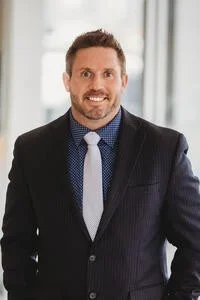 Alex Warren	
